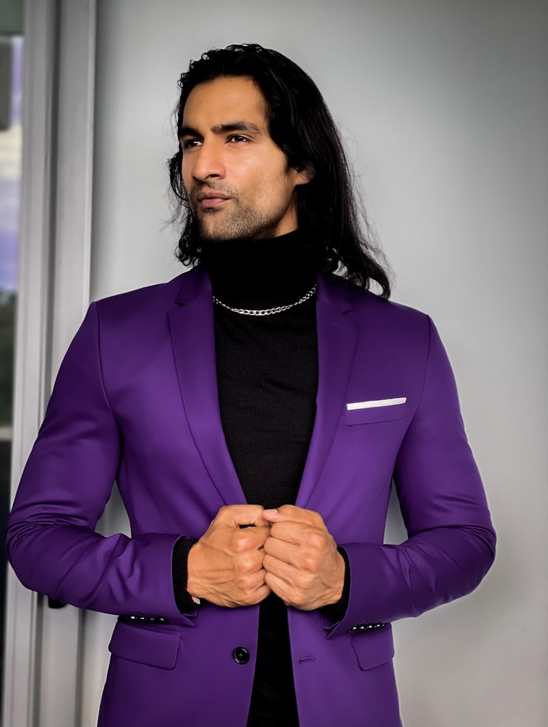 Male model photo shoot of Himanshu Rao
