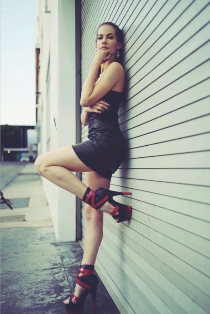 Female model photo shoot of Liz Larkin in Los Angeles