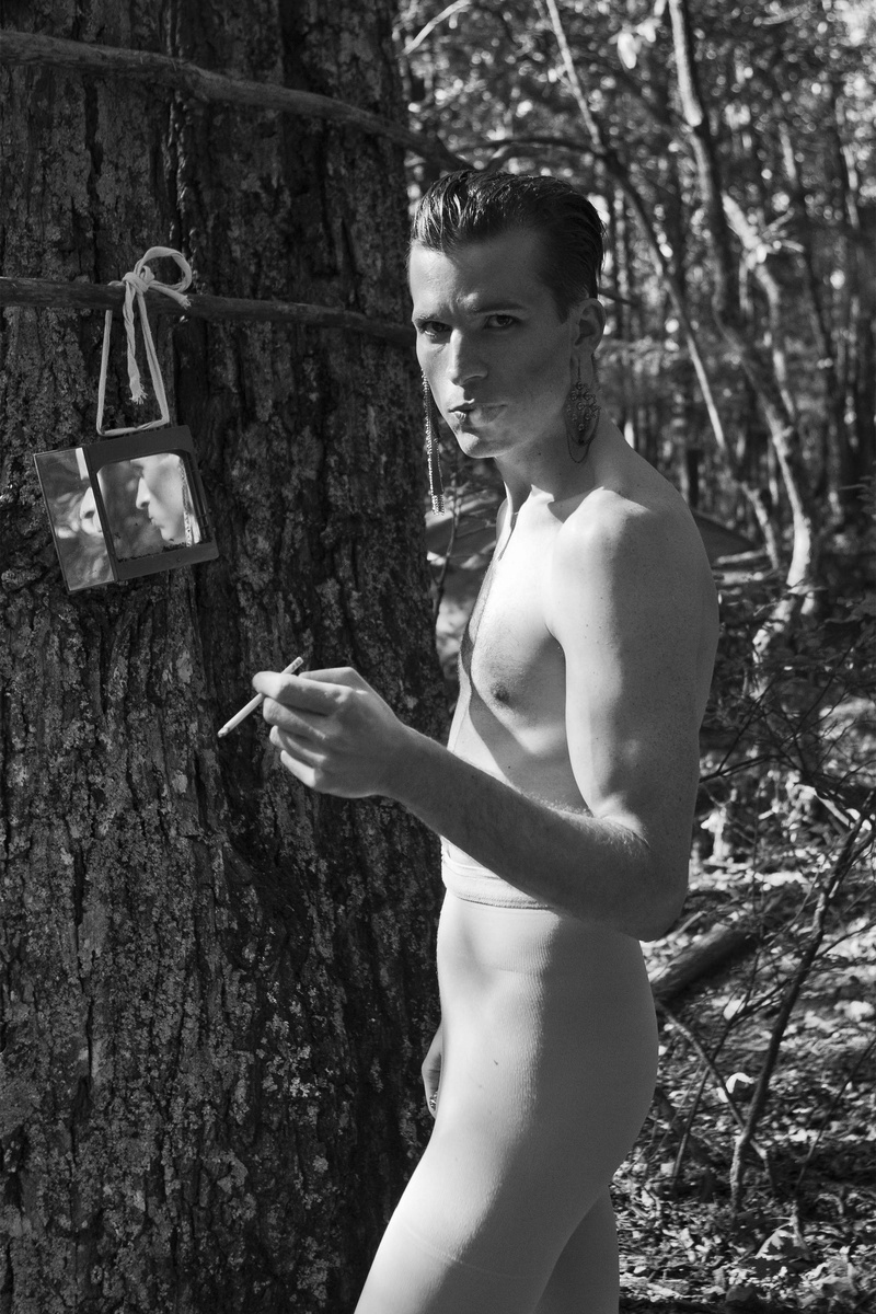 Male model photo shoot of Brettlindell