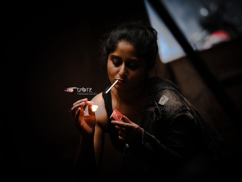 Female model photo shoot of Laxura