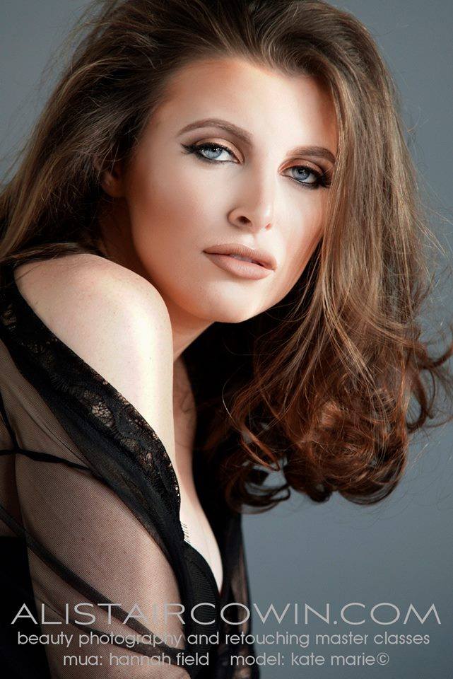 Female model photo shoot of KateMariex