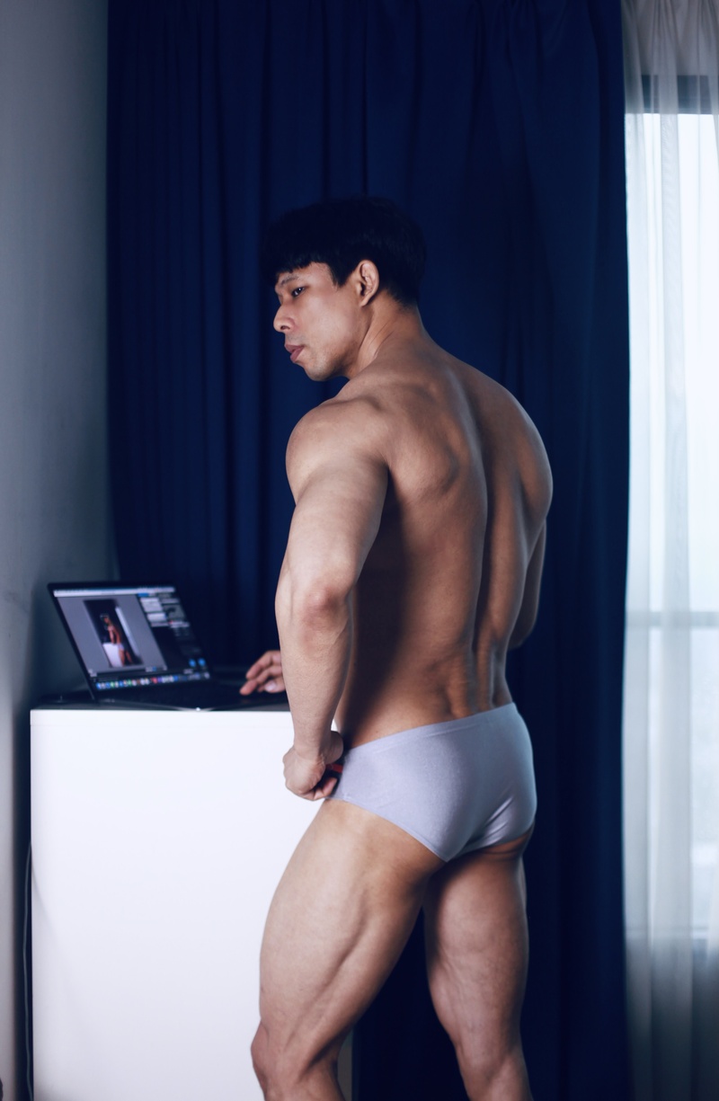 Male model photo shoot of gymmatex