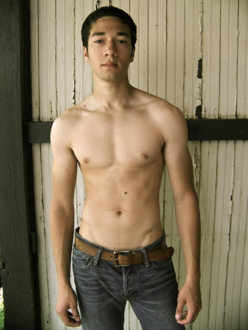 Male model photo shoot of branddave