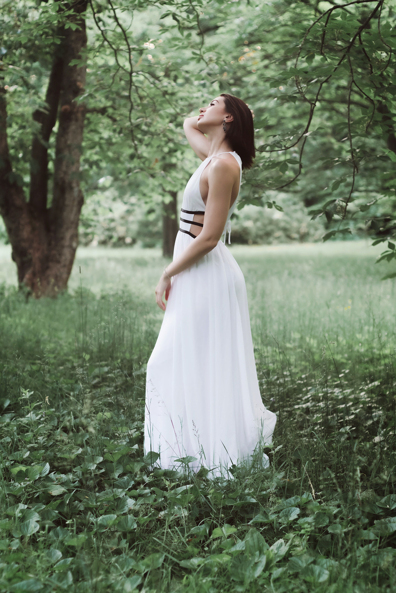 Female model photo shoot of Alina Shklyarenko