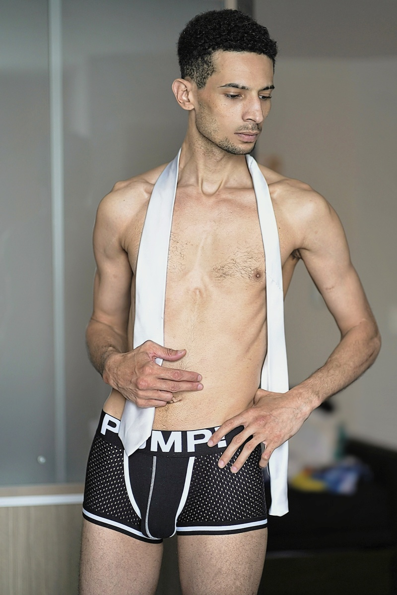 Male model photo shoot of Omar Aleem in Mi, USA