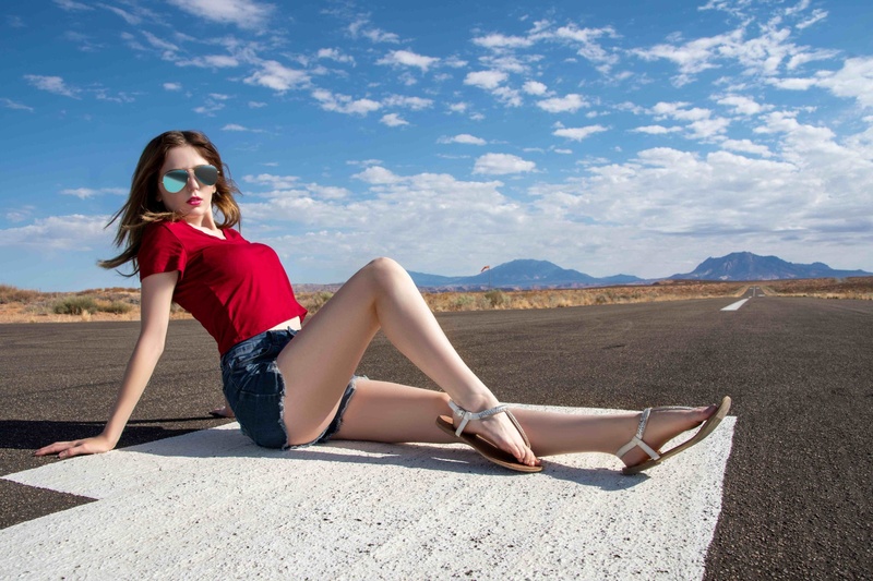 Female model photo shoot of amberroseluv in Lake Powell