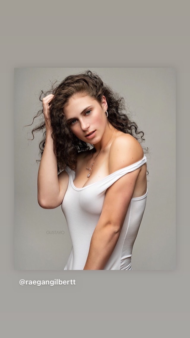 Female model photo shoot of RaeganModels