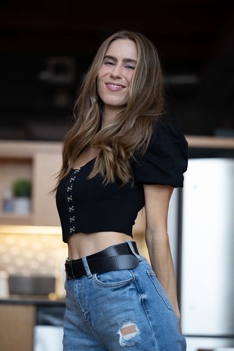 Female model photo shoot of KelsTheBels