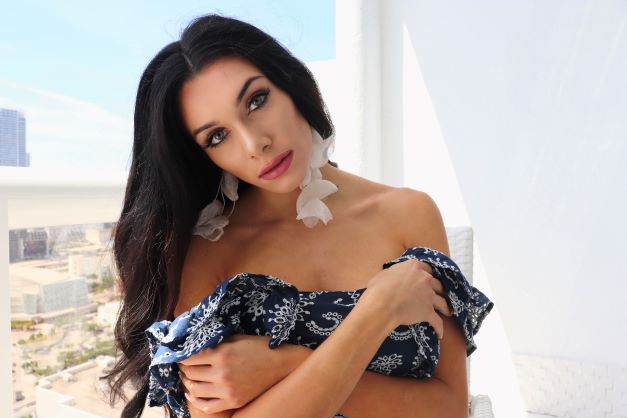 Female model photo shoot of ggmazzara in Miami