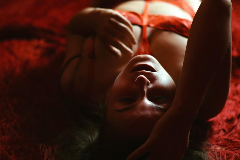 Female model photo shoot of moniator