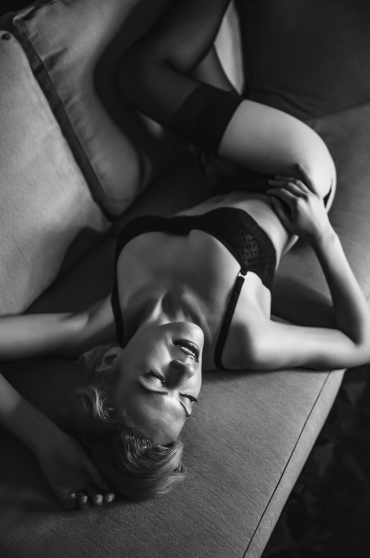 Female model photo shoot of Velvet Tongue in Portland, 2019