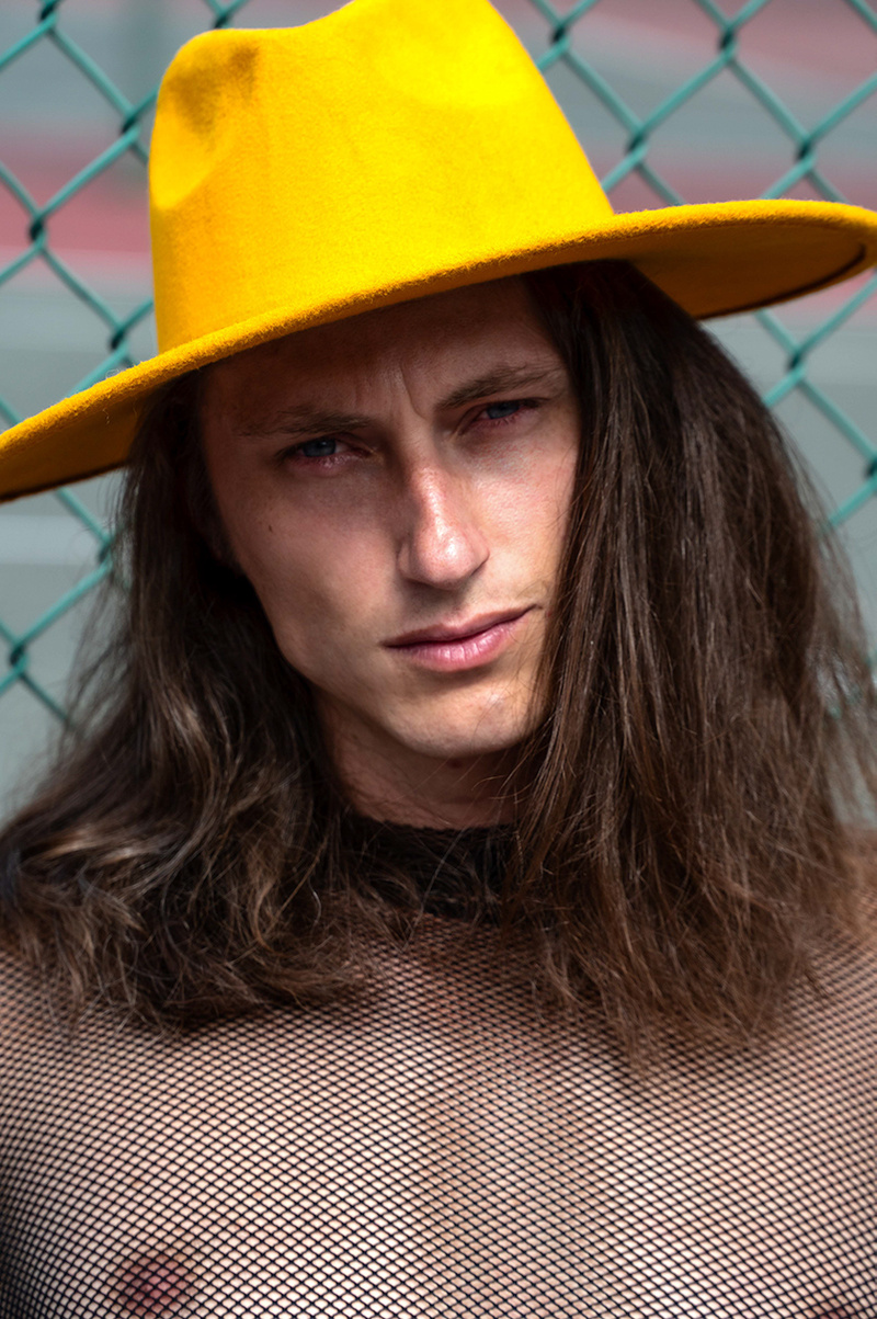 Male model photo shoot of Aaron Mann