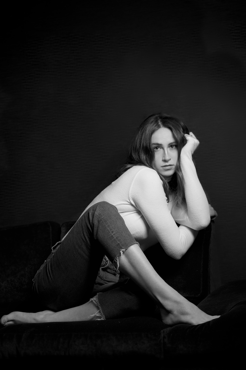 Female model photo shoot of Jessicaedvenson