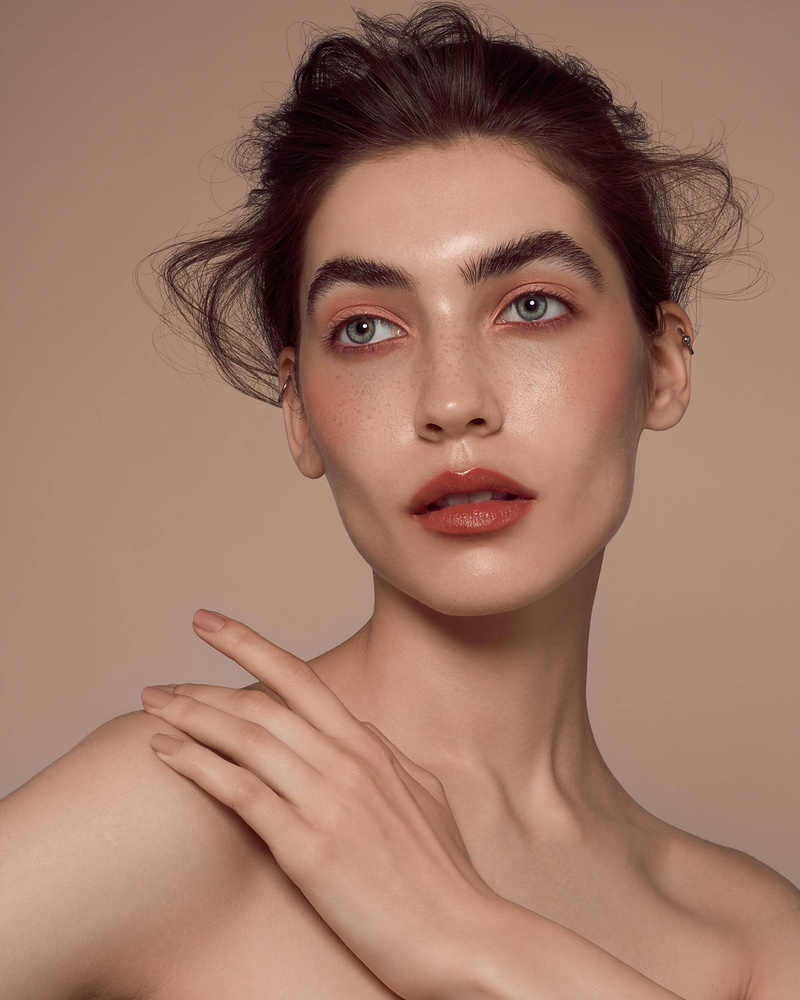 Female model photo shoot of Yuliana Muradova
