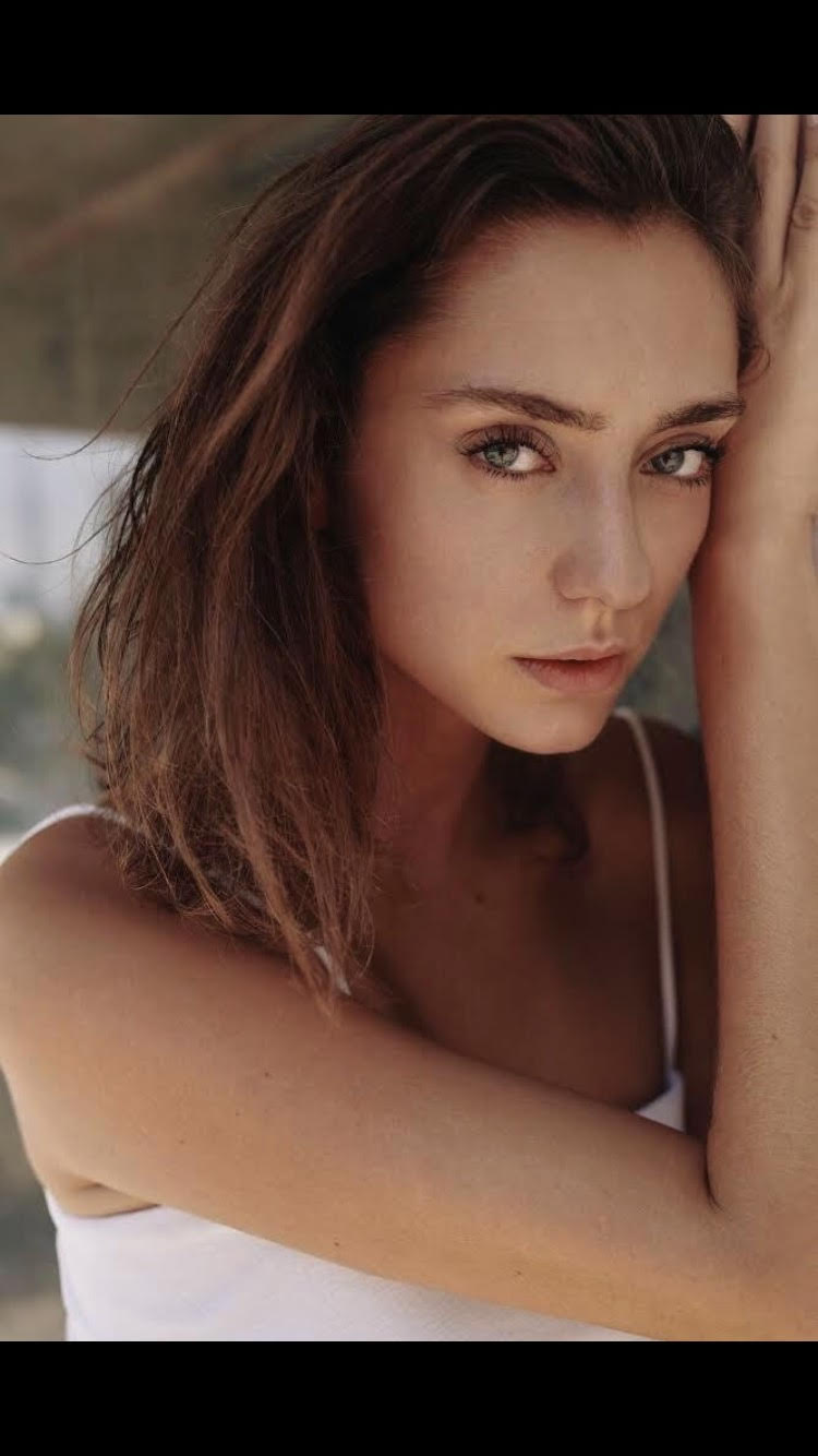 Female model photo shoot of Kasia Maria