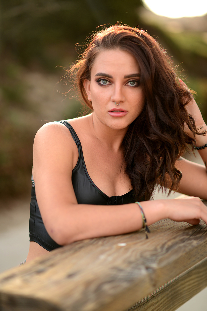 Female model photo shoot of cailynarnholt