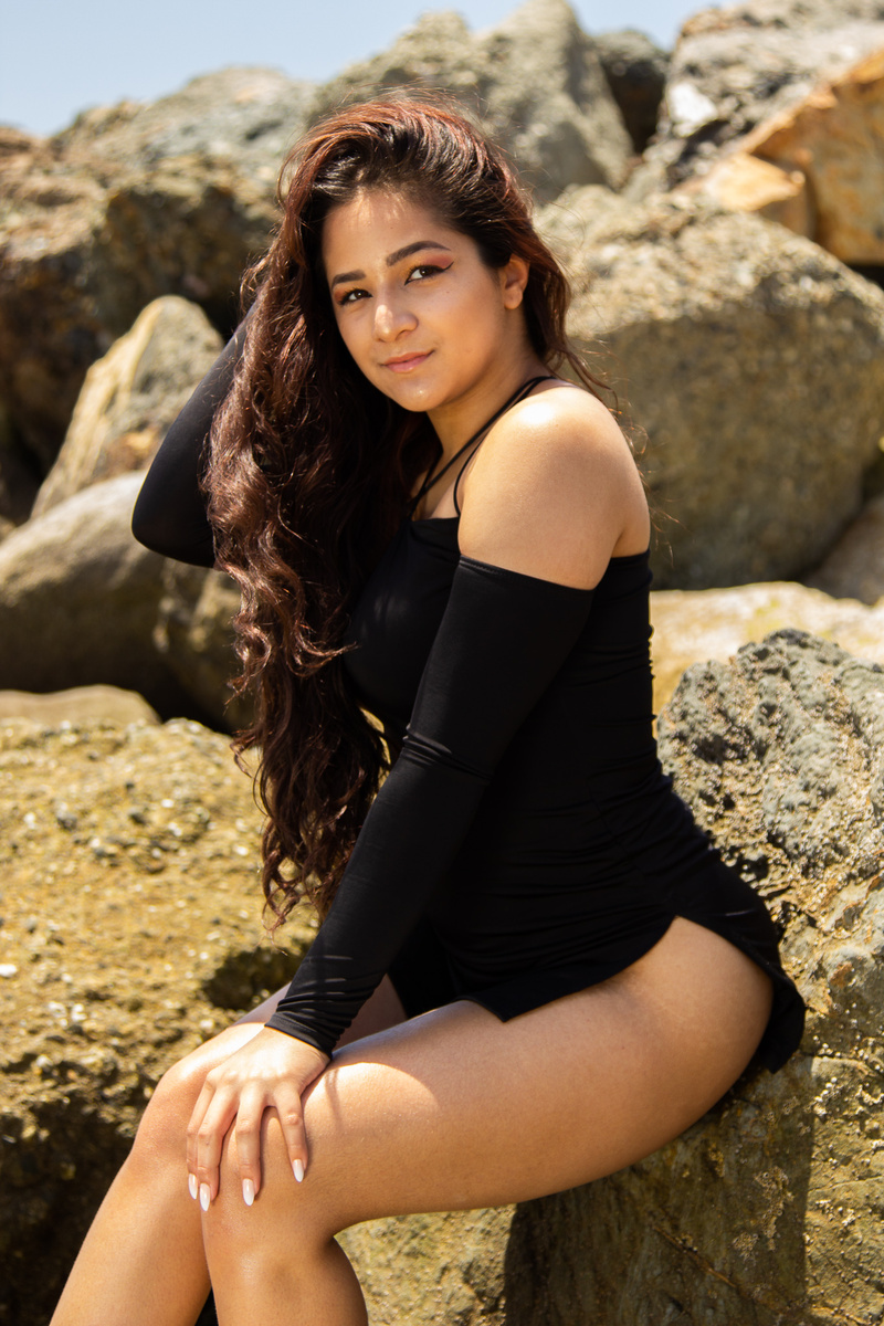 Female model photo shoot of Janalee Model in Venice Beach California
