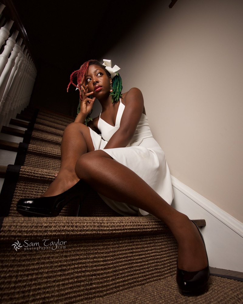 Female model photo shoot of Rochelle Williams by SamTaylorPhotography