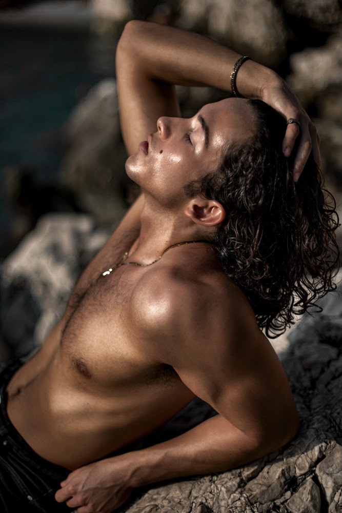 Male model photo shoot of Camilo Duro