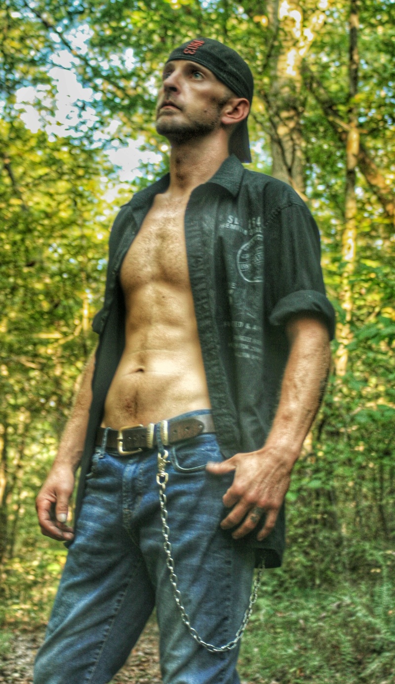 Male model photo shoot of BlakeClay86