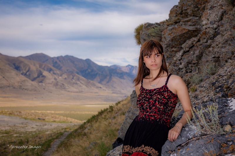 Female model photo shoot of Sushimewew by Sprucetip Images in Lone Rock, Skull Valley Utah