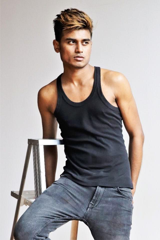 Male model photo shoot of Minob Bruno Fernandez