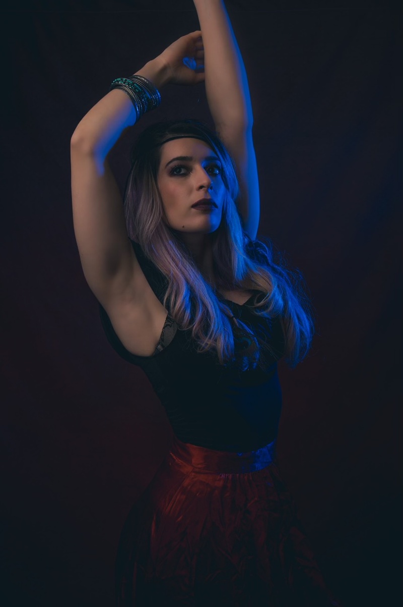 Female model photo shoot of Elizsa by FraktureStudio