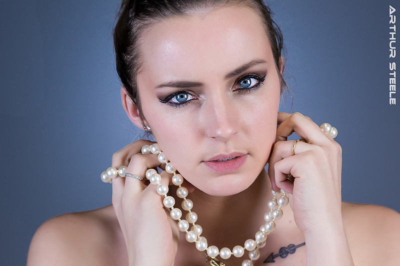 Female model photo shoot of Samantha Leighton by Arthur Steele
