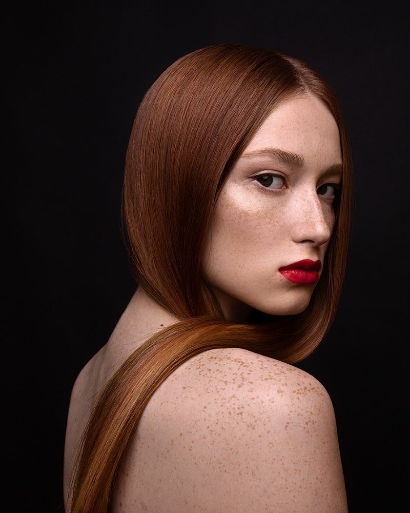 Female model photo shoot of Tanya Pavelyeva