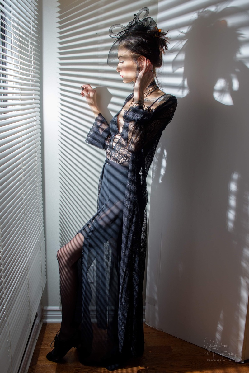 Female model photo shoot of Angelica hamill