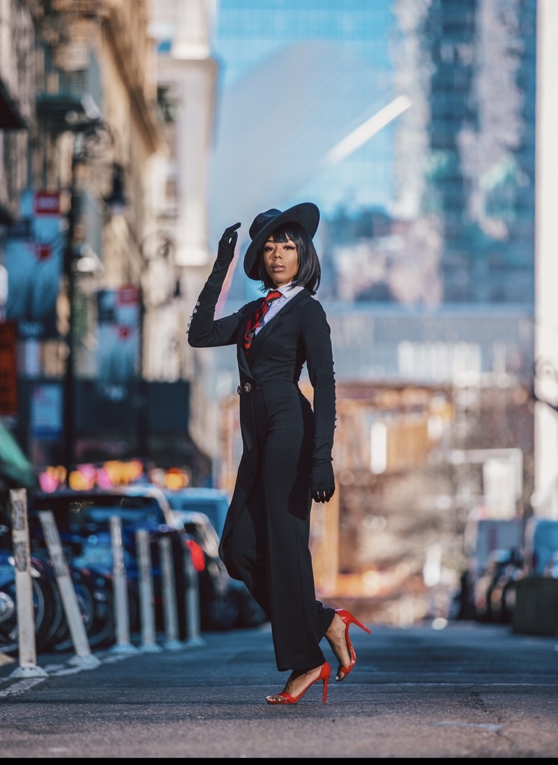Female model photo shoot of Mimisoforeign in New York City