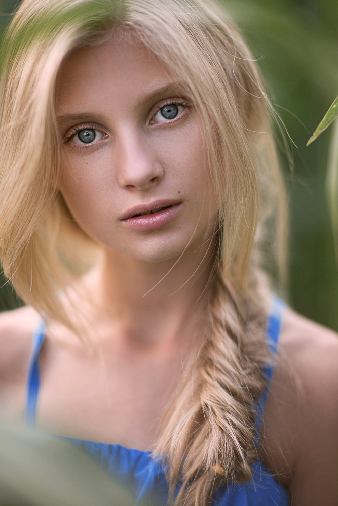 Female model photo shoot of olaszkolda