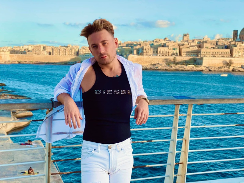 Male model photo shoot of Alessandro Farrugia in Malta