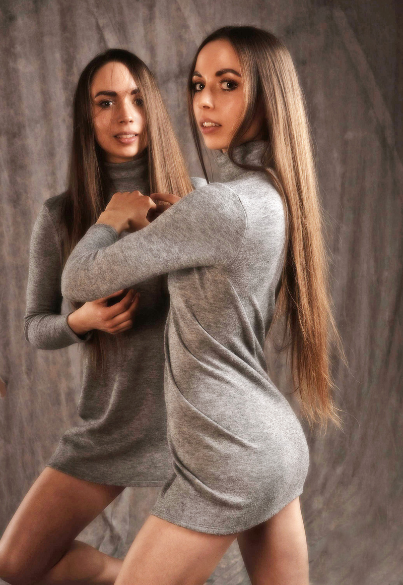 Female model photo shoot of Katerina-Twins