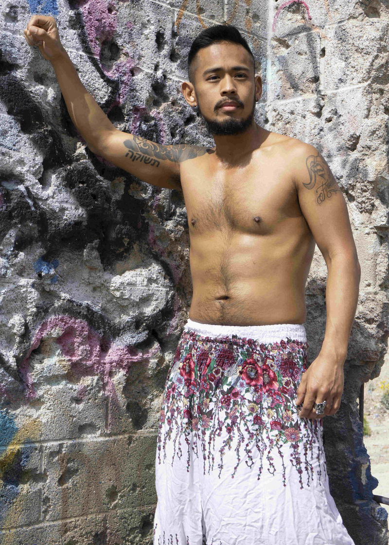 Male model photo shoot of Tigerboo by mebukraba