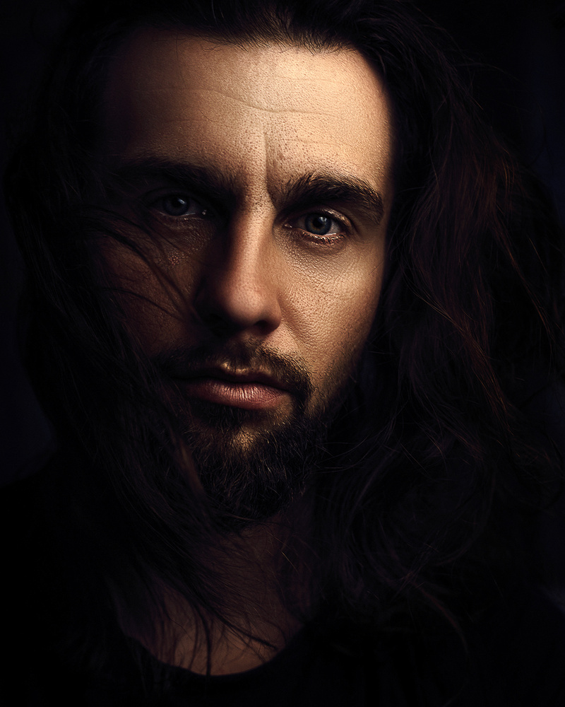 Male model photo shoot of Alexander Klunnikov