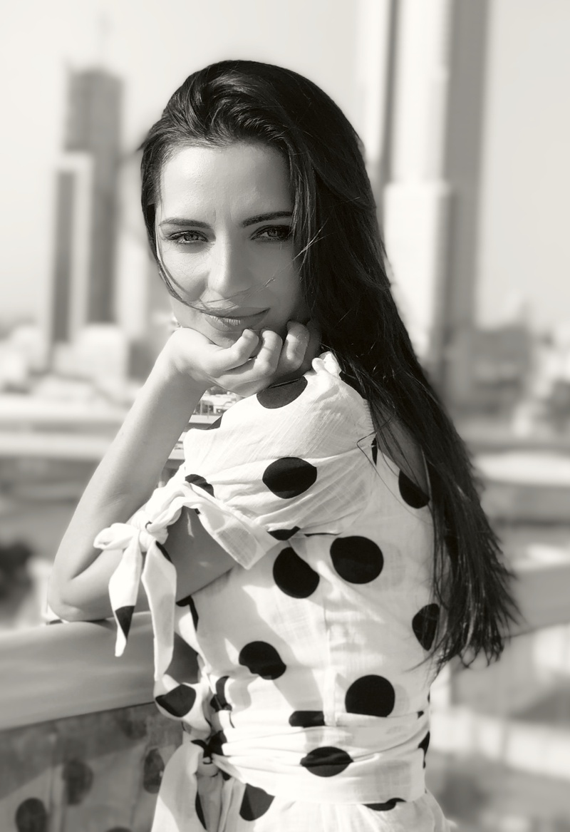Female model photo shoot of elena_damaschin