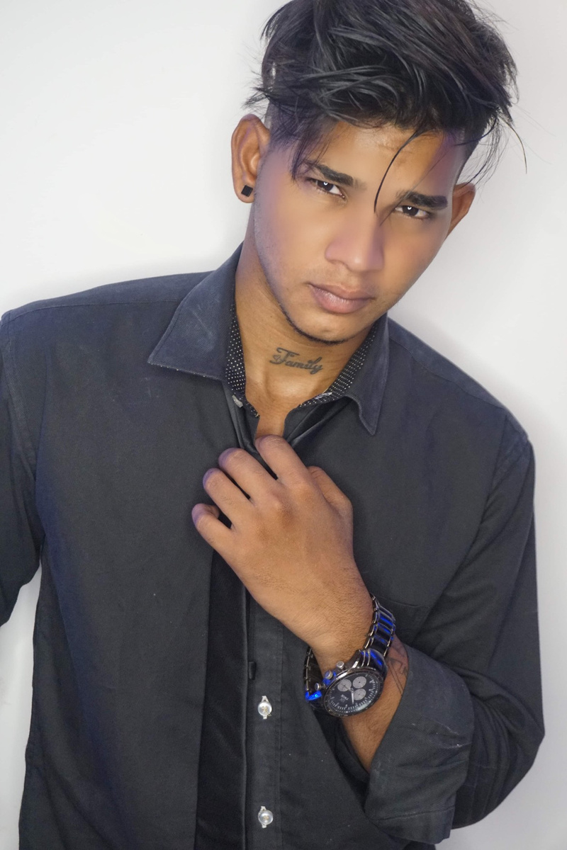 Male model photo shoot of SachinSoni in Mumbai