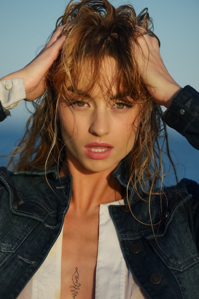 Female model photo shoot of Jade Dawn in Miami, Florida