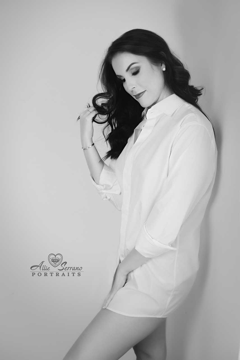 Female model photo shoot of Allie Serrano in Tampa
