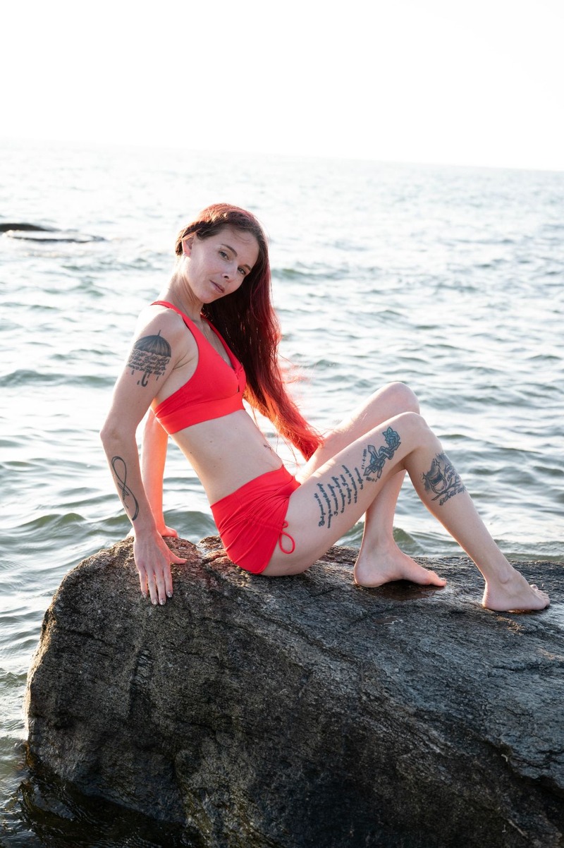 Female model photo shoot of wildfire32 in Falmouth ma