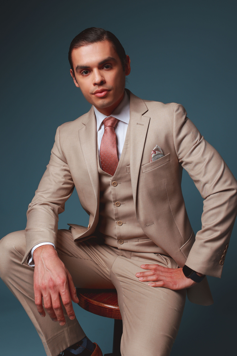 Male model photo shoot of DavidRosa