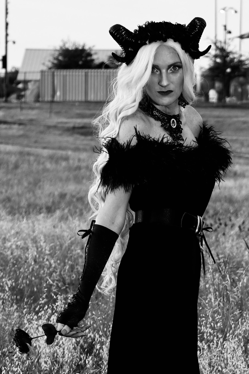 Female model photo shoot of Kiapup03 in Old Settler’s Park Round Rock, TX