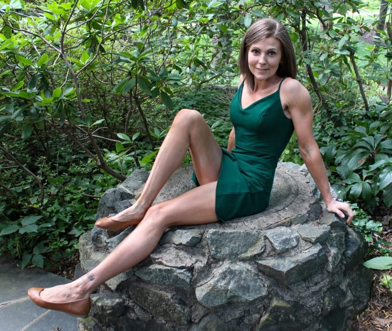 Female model photo shoot of Michelle Doebler by Alan Mills in Greensboro Bicentennial Garden
