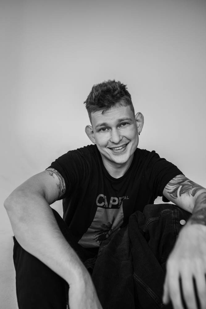 Male model photo shoot of Timofei Kochkov
