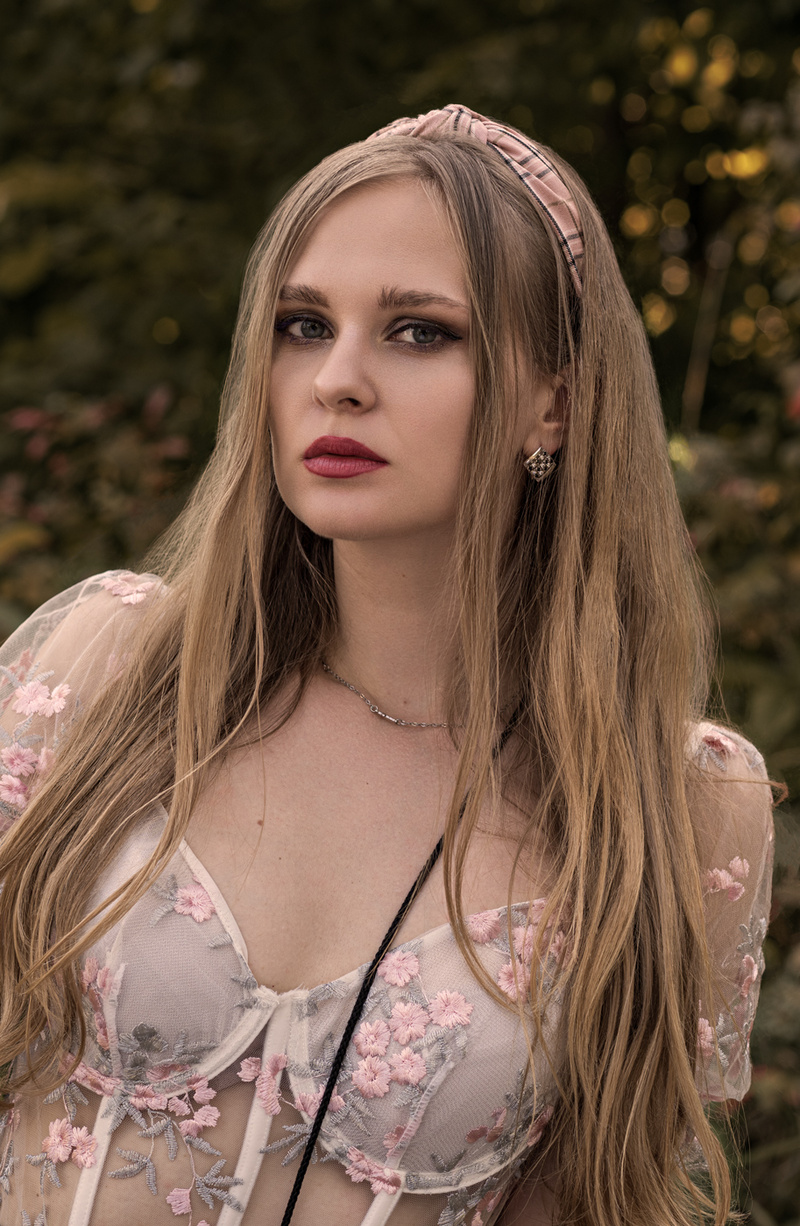 Female model photo shoot of Svitlophoto in Ukraine