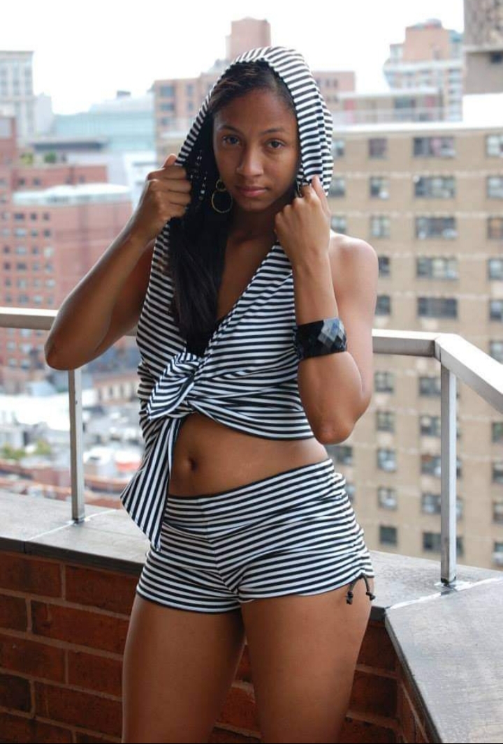 Female model photo shoot of Nyicandi in New York