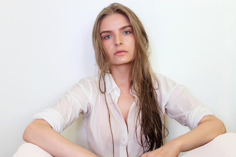 Female model photo shoot of Sarah Schoonmaker