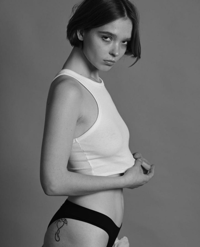Female model photo shoot of Silvy Sirius