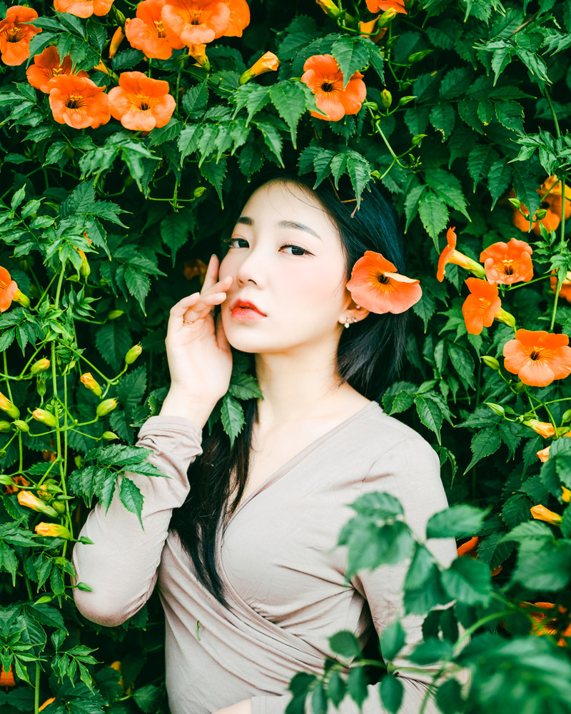 Female model photo shoot of Tay Tay Chung